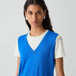 V-Neck Tank Top in Regal Wool