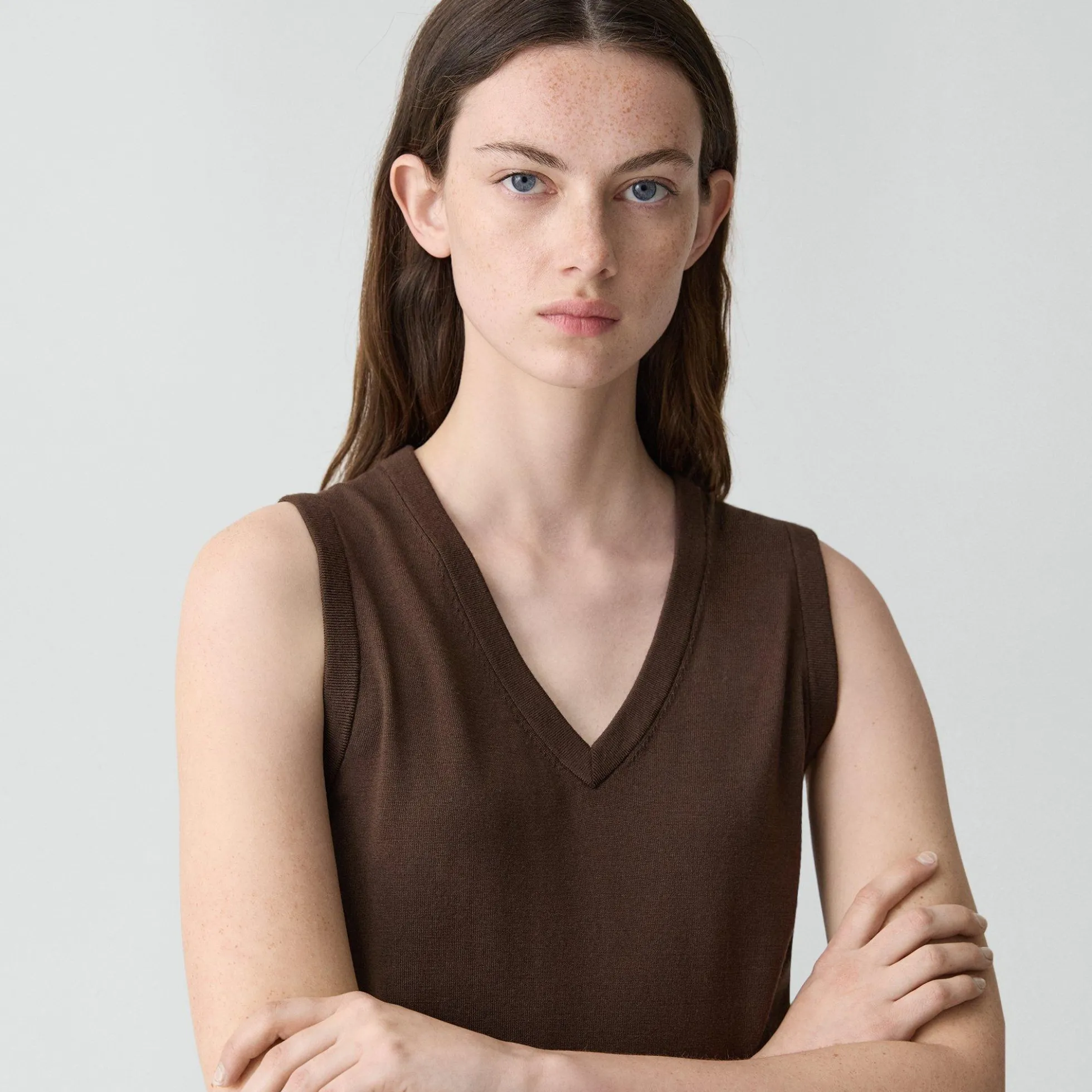 V-Neck Tank Top in Regal Wool