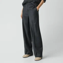 Wide-Leg Pull-On Pant in Sleek Flannel