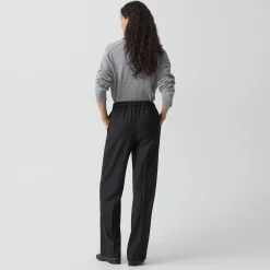 Wide-Leg Pull-On Pant in Sleek Flannel