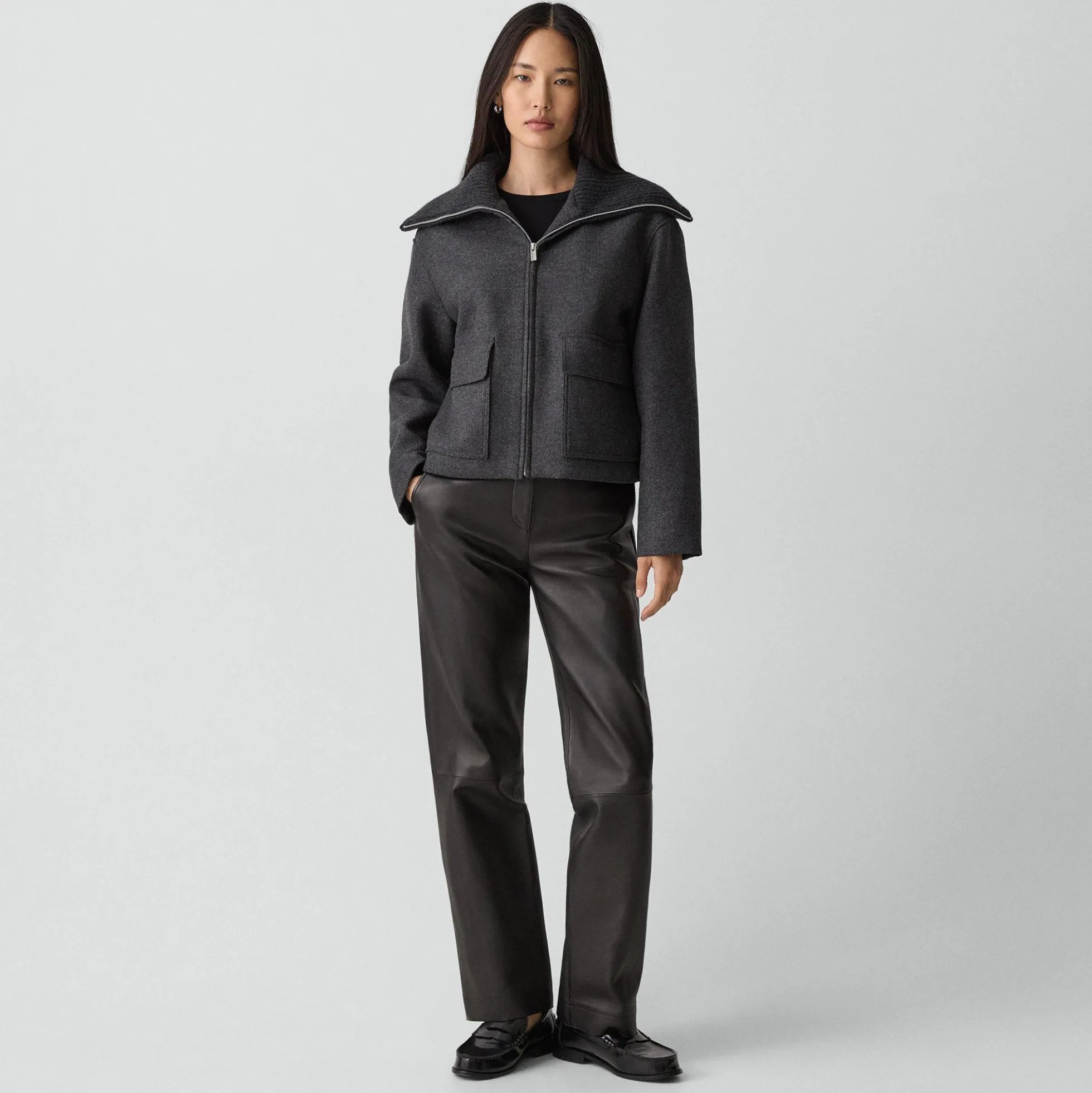 Wing Collar Jacket in Circle Wool