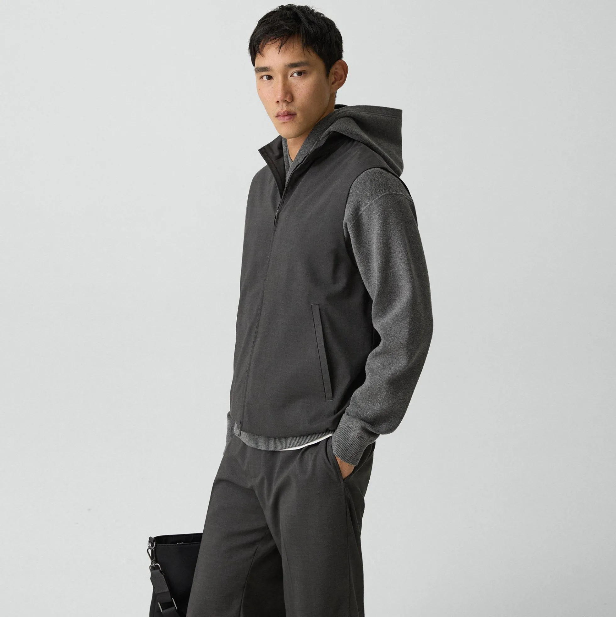 Zip Vest in Motion Wool